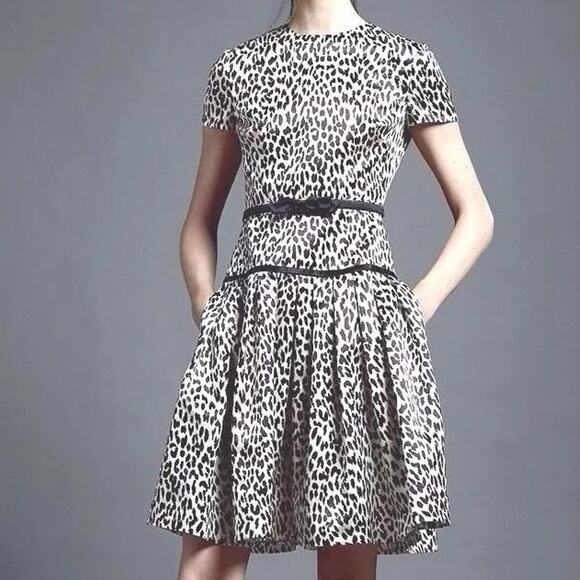 VALENTINO Silk Blend Animal Print Pleated Dress Black/White 10 - Picture 1 of 13